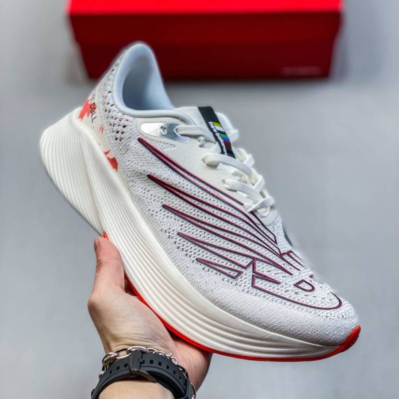 莆田 NBx ストーンアイランド共同ブランド V2 超軽量ランニングシューズカーボンプレート通気性カジュアルファッション通勤スポーツシューズ男性用|undefined