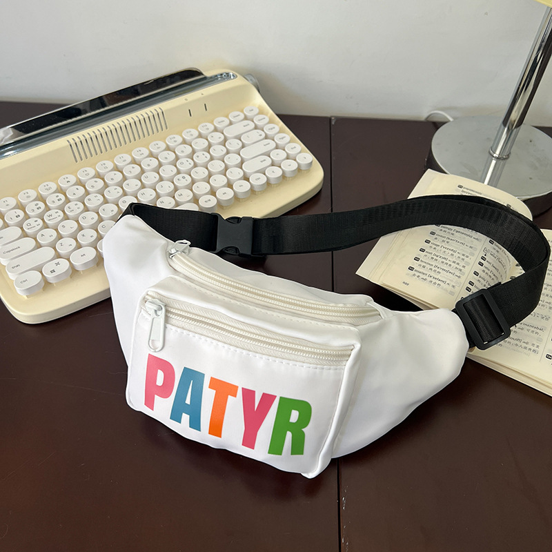 Bolsas coreanas para niños y niñas, letras extranjeras, bolsas de pecho para niños de color sólido, 2025 nuevas bolsas para niños de comercio exterior
