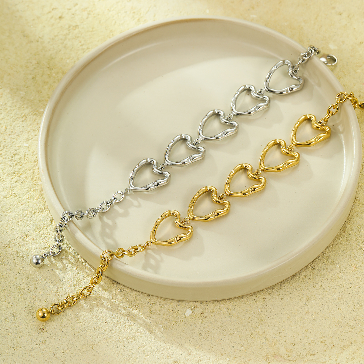 PVD Coated Gold Plating Process Real Gold Plated Plating Material PVD Coated Real Gold Plated 18K Gold Heart Shape 304 Stainless Steel IG Style Waterproof Non Tarnish 304 Stainless Steel Bracelets