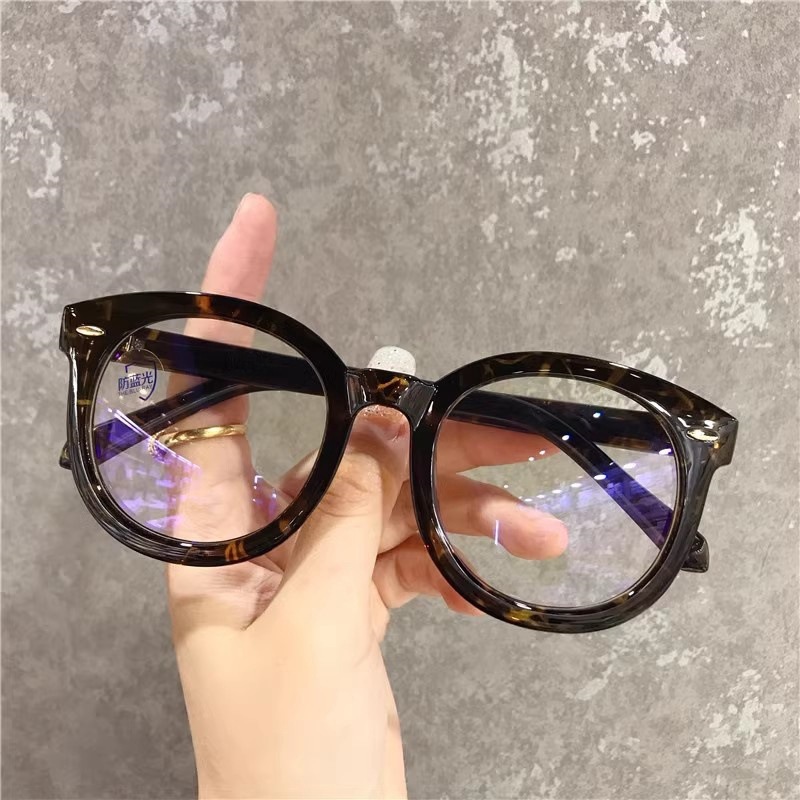 Antiguo gafas negras anti-luz azul simple cara delgada explosión retrógrado monofálculo gafas de moda coreana para mujeres
