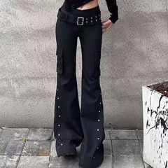 黑色柳钉设计感微喇牛仔裤女秋季新款低腰显瘦辣妹修身马蹄裤女装