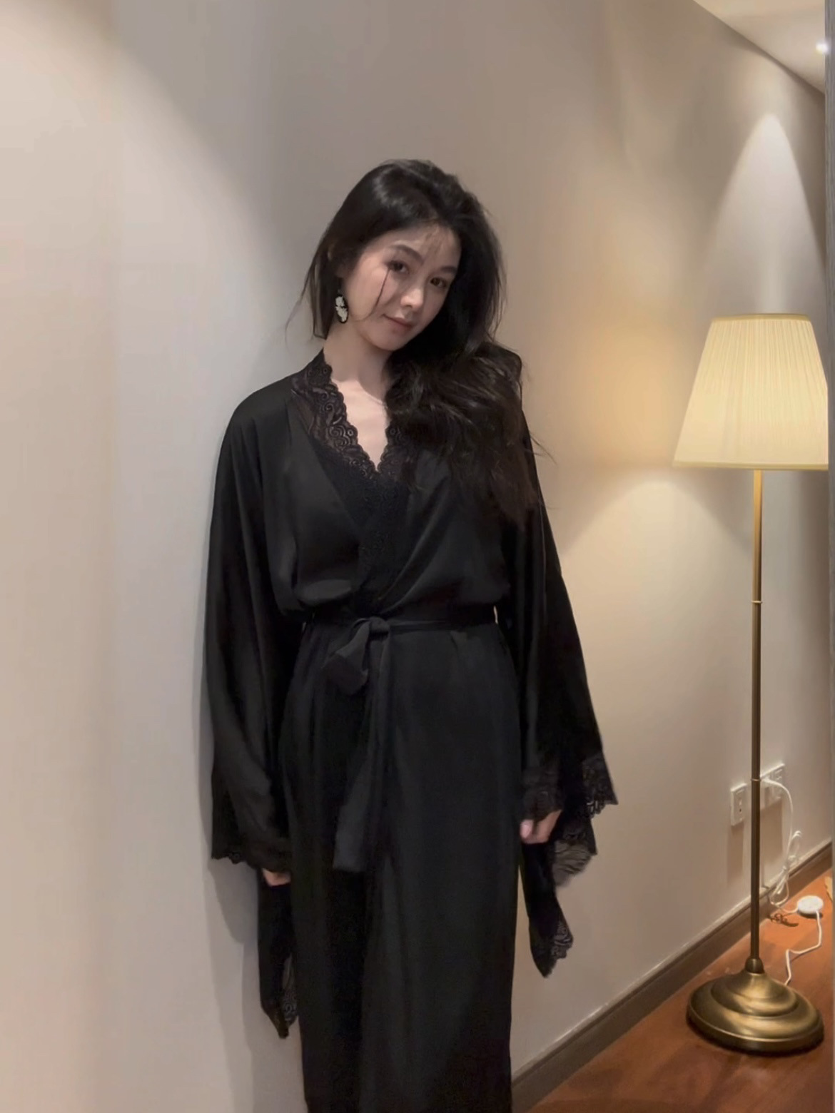 검은색