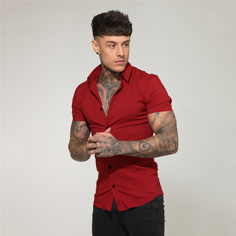 Camisa de solapa de manga corta para hombres europeos y americanos micro elástico Delgado color sólido fitness deportes ocio negocios sin planchar cardigan
