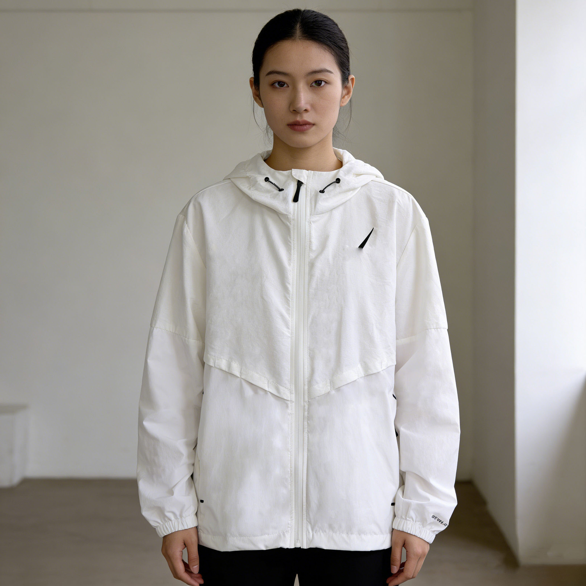 Hot-selling lightweight, unisex running and athletic hoodie, comfortable and casual, windproof and waterproof, new style