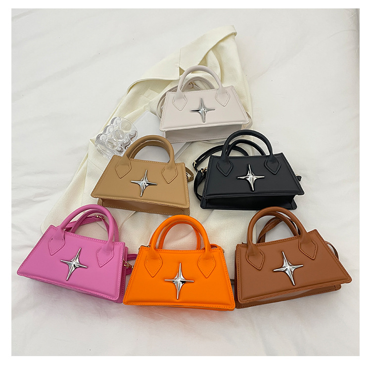 Semplice nuovo stile estivo 2023, popolare quest'anno, borsa quadrata piccola a tracolla portatile da pendolarismo casual in stile occidentale per donna_voghion.com
