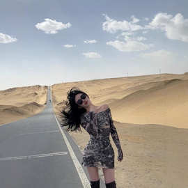 2025泰国沙漠度假风露肩长袖包臀裙女夏秋收腰性感辣妹紧身连衣裙