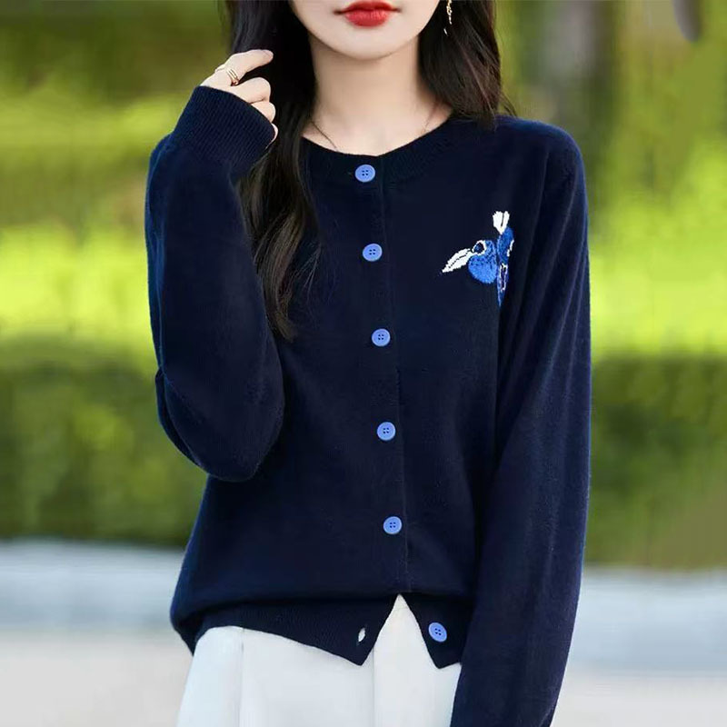Autumn and Winter Niche Fashionable Embroidered Round Neck Sweater Cardigan for Women Loose and Stylish Warm Knitted Jacket Top for Women Autumn and Winter Niche Fashionable Embroidered Round Neck Sweater Cardigan for Women Loose and Stylish Warm Knitted Jacket Top for Women