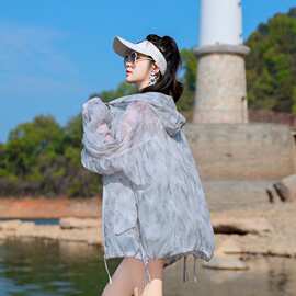 户外轻薄防晒衣女2025夏季新款宽松大码藏肉休闲百搭洋气减龄外套