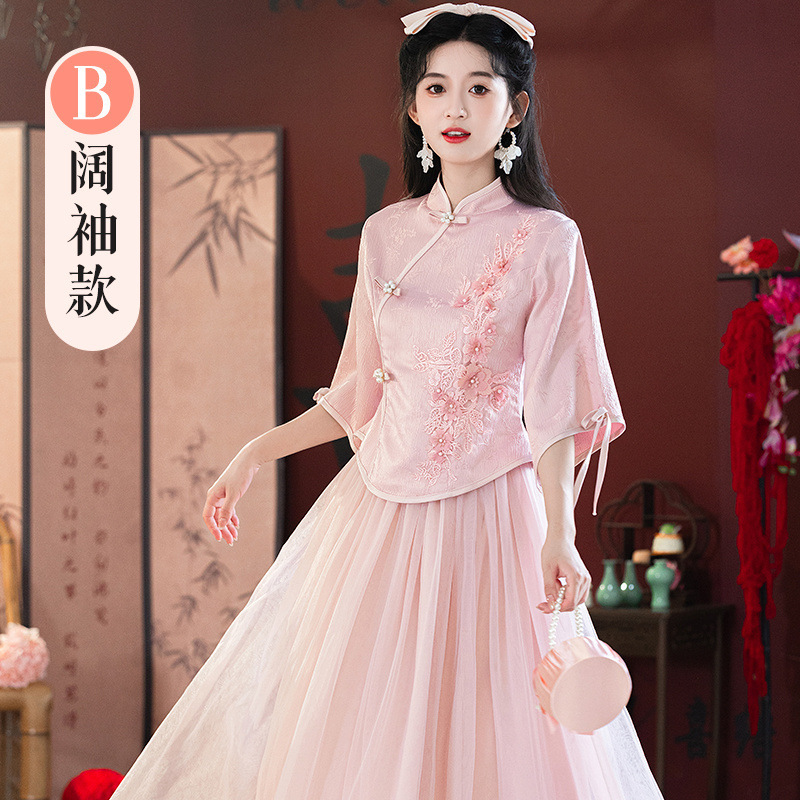 中国のブライズメイドドレス 2025 新しい中国風のチャイナドレス結婚式の姉妹ドレスブライズメイドグループスリム Xiuhe イブニングドレス女性のための|undefined
