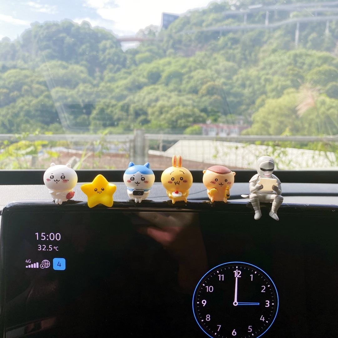 Little Eight Usachi Giikawa Little Friends Car Doll Car Center Console New Ornament Decoration Doll