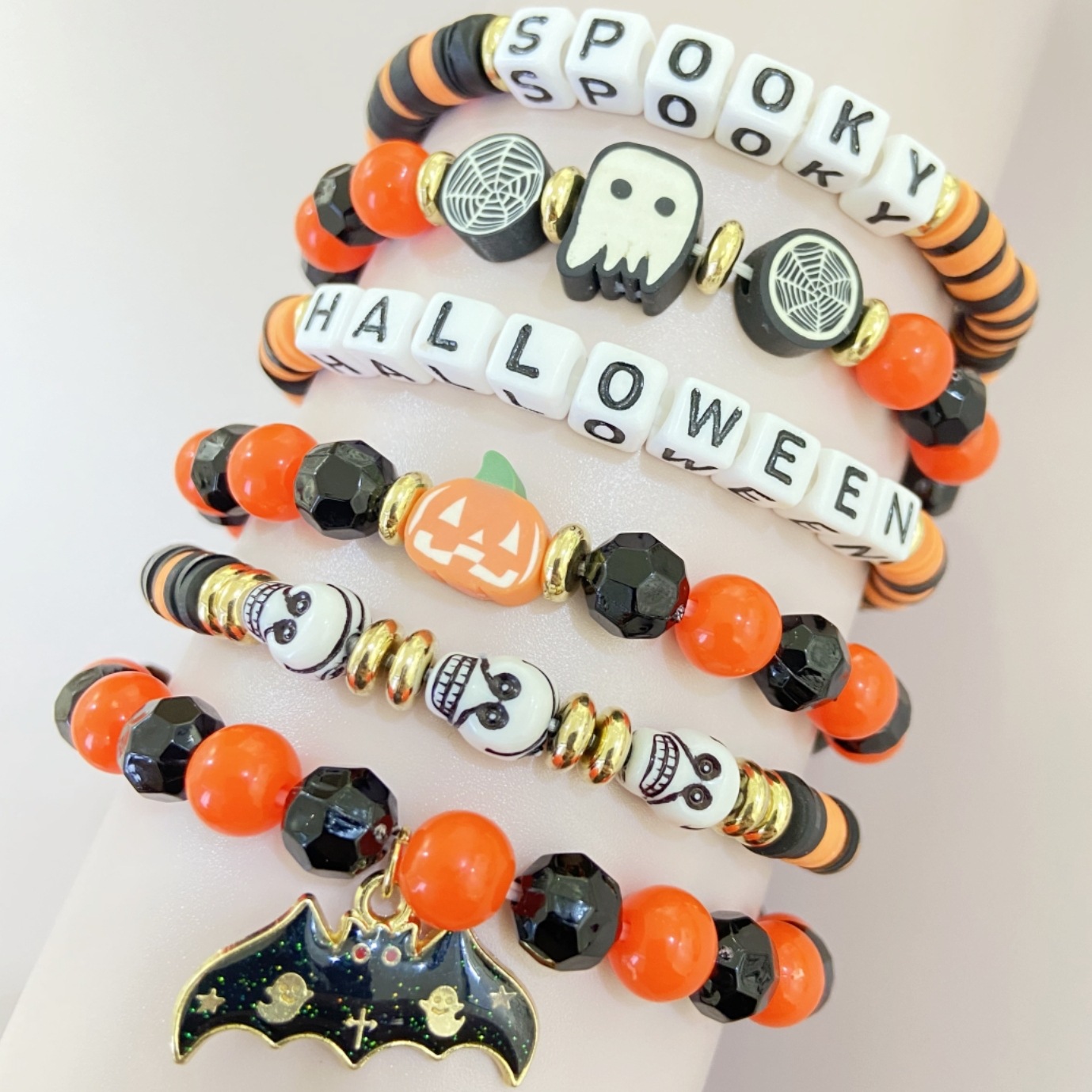 Ensemble de bracelets en perles thème halloween citrouille fantôme_voghion.com