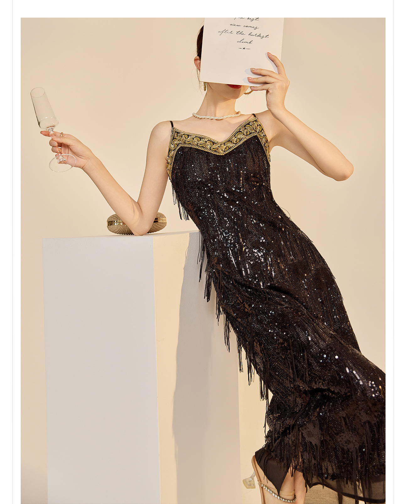 Đầm maxi nữ thắt eo phong cách Trung Hoa cổ điển đính cườm lưới thêu tua rua ZX N7012 — Đen Obsidian, Gạo hạnh nhân chi tiết 10