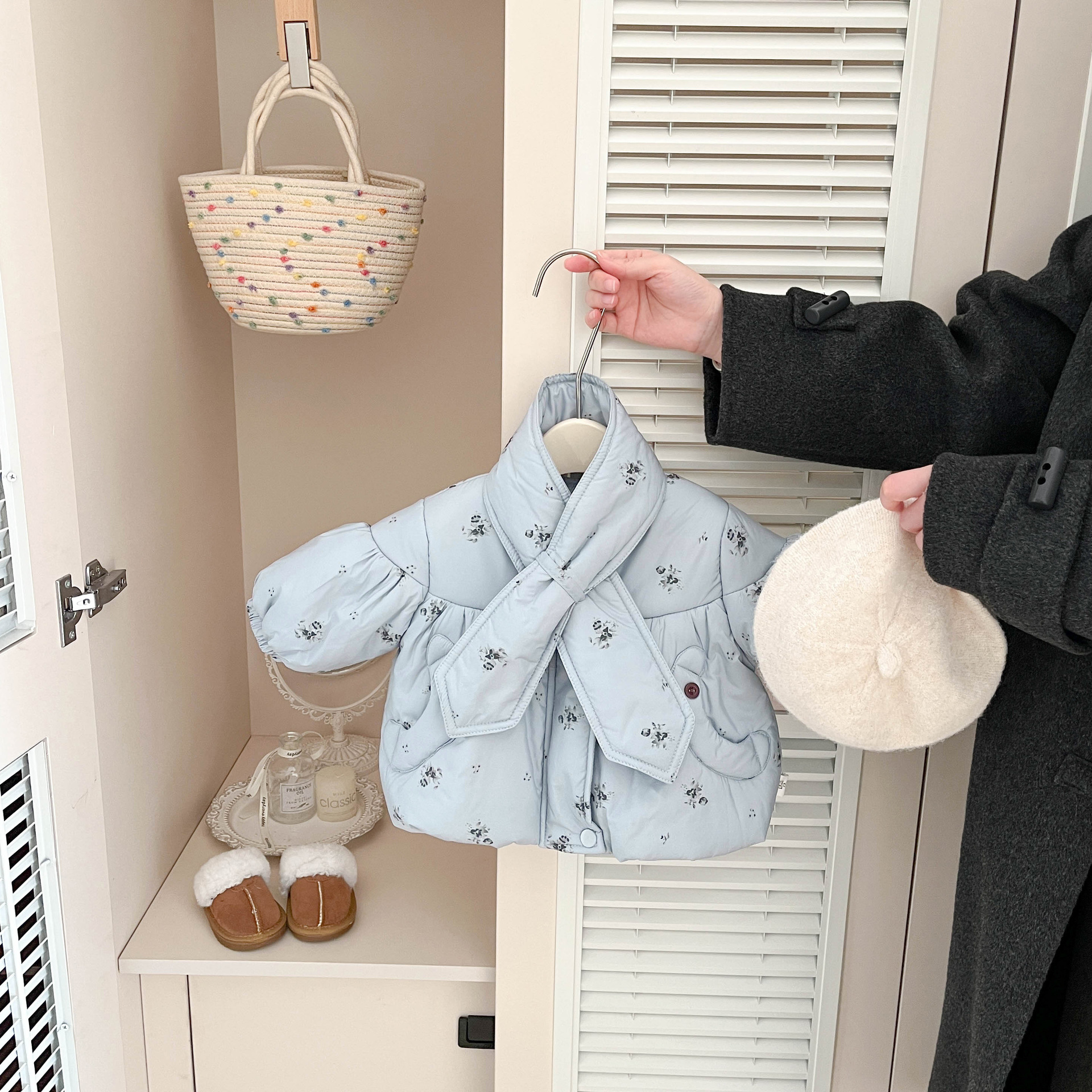 Niña ropa de algodón nuevo invierno para niños bebés grueso calentamiento corto chaqueta de algodón de moda chaqueta de invierno