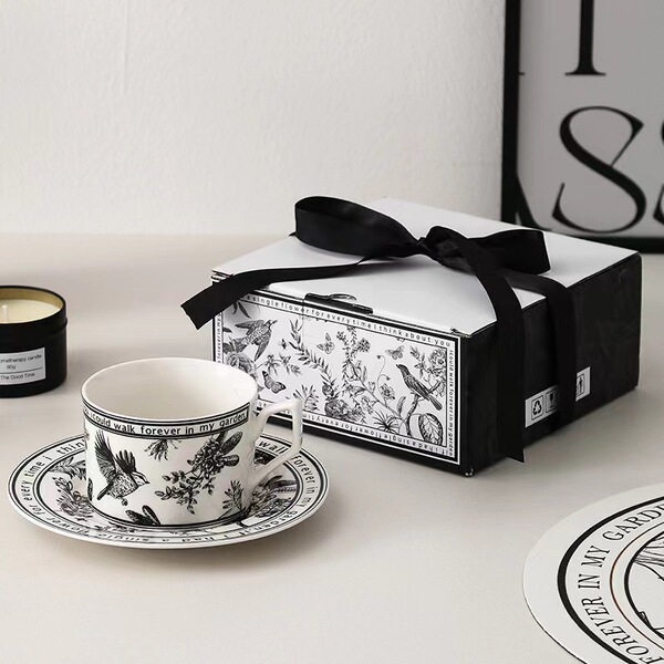 Half-day summer flower coffee cup and saucer