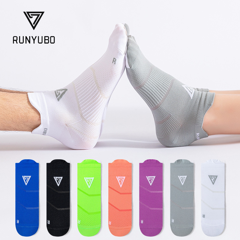 Socks Men's Deodorant Sweat Absorbing Spring and Summer Thin Couple Fitness Short Socks Running Sports Trendy Men's Socks Invisible Socks Batch