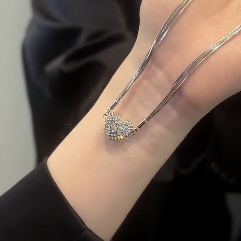 11g Weight Alloy Pendant Material Pendant Necklace Classification Alloy Chain Material 1 Piece Quantity Casual, Daily Occasion Alloy Material Heart Shape Pattern All Seasons Season Women's Gender Plating Design Elegant Style Elegant Heart Shape Alloy Chain-free Pendant Necklaces Wholesale 6