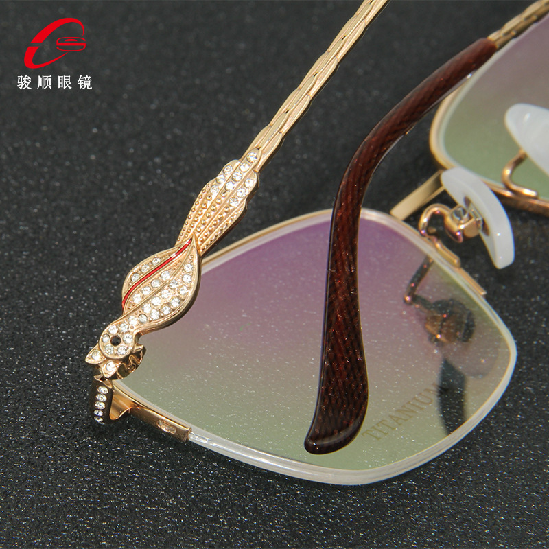 Pure titanium glasses frame exhibition hall model frame micro defect support mix and match wholesale gold plated Luo Shiqi diamond frame