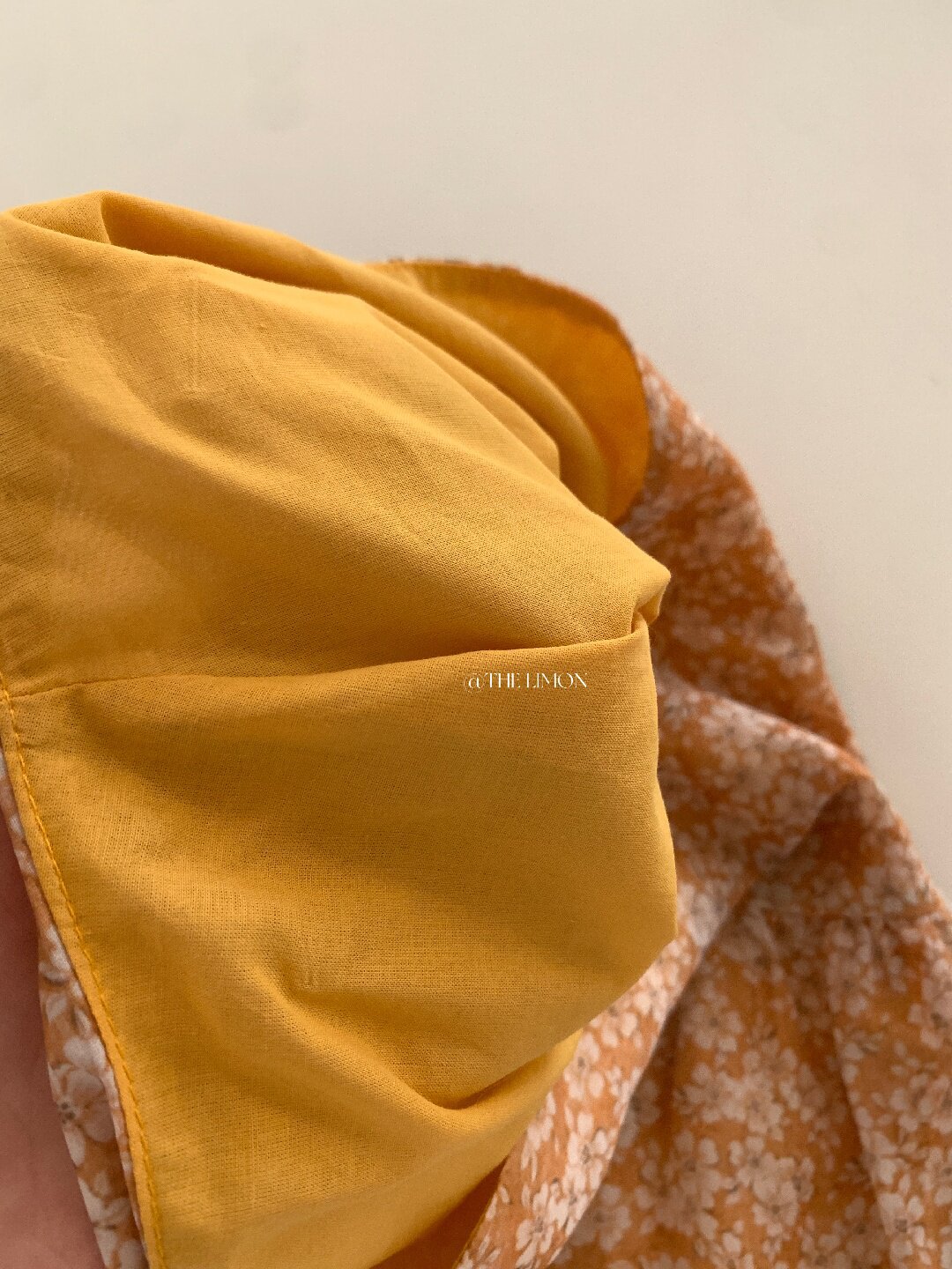 Chân váy xếp ly nữ xòe họa tiết hoa nhí, cạp cao, vải voan lưới phồng — màu cam chi tiết 15