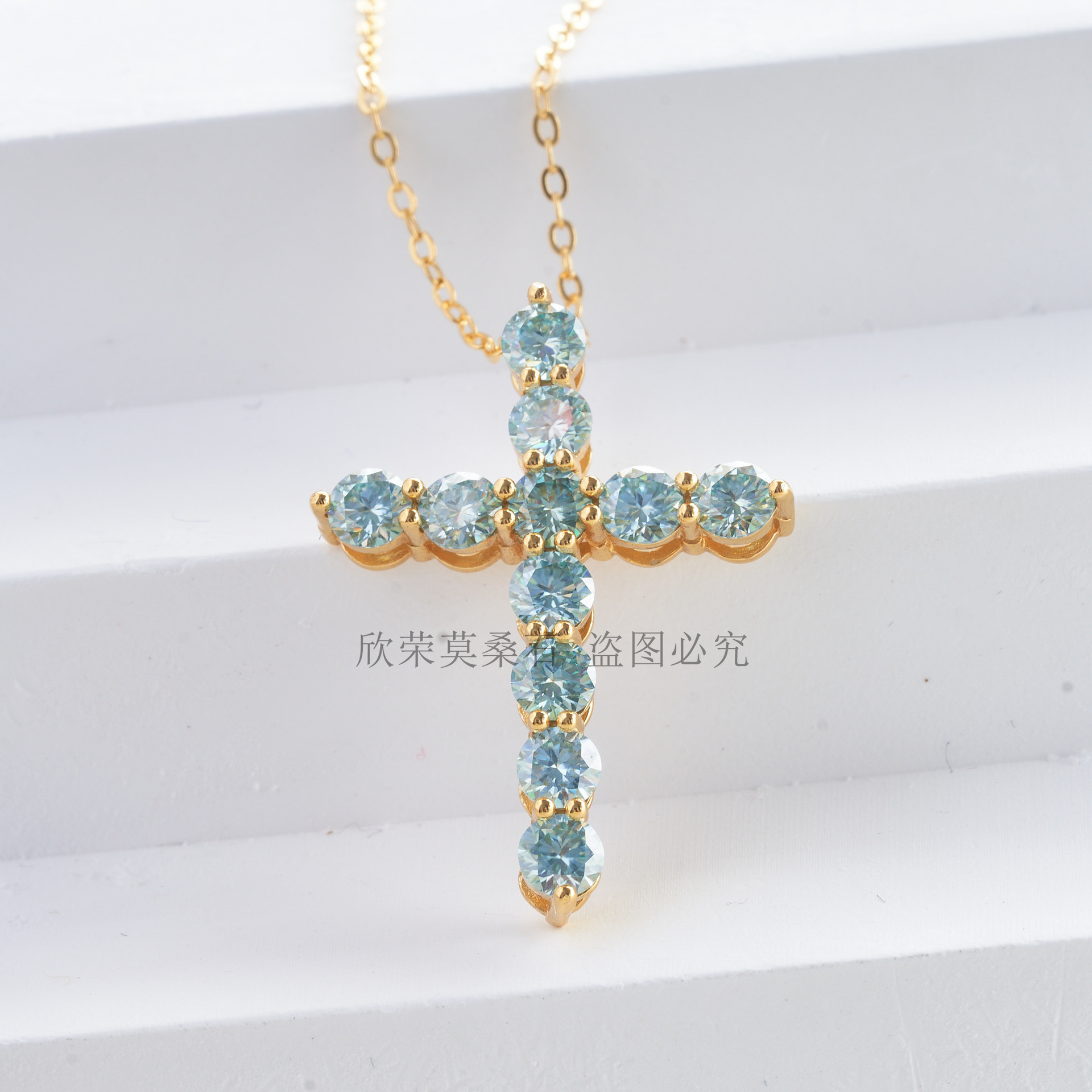 3mm - 4mm collar de cruz de color azul de piedra de mozanita de plata esterlina de lujo ligero collar clavícula colgante de cruz