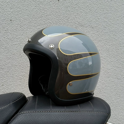 Motosiklet kaskı (dəbilqə), Helmet Dropshipping - cement-gray-flower-s