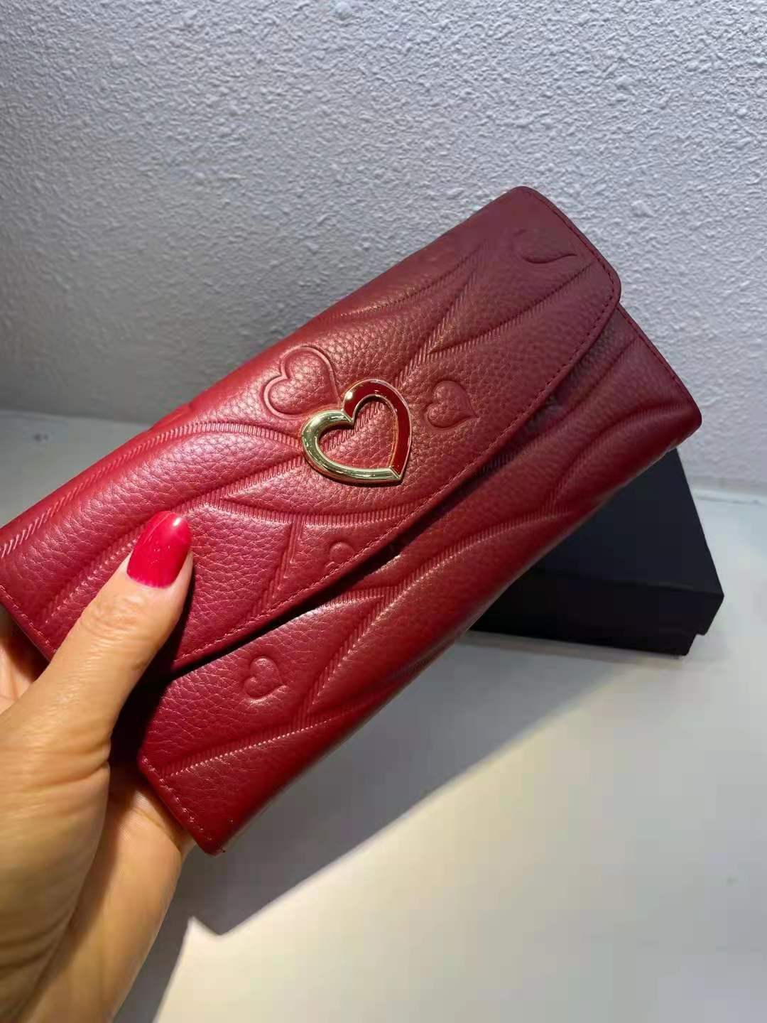 头层牛皮长款女士钱包2022新款荔枝纹心形印花钱夹时尚真皮手包|ms