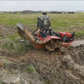 28匹旋耕机耕船滩涂船式耕整机拖拉机带倒挡液压升降藕田水田稻田