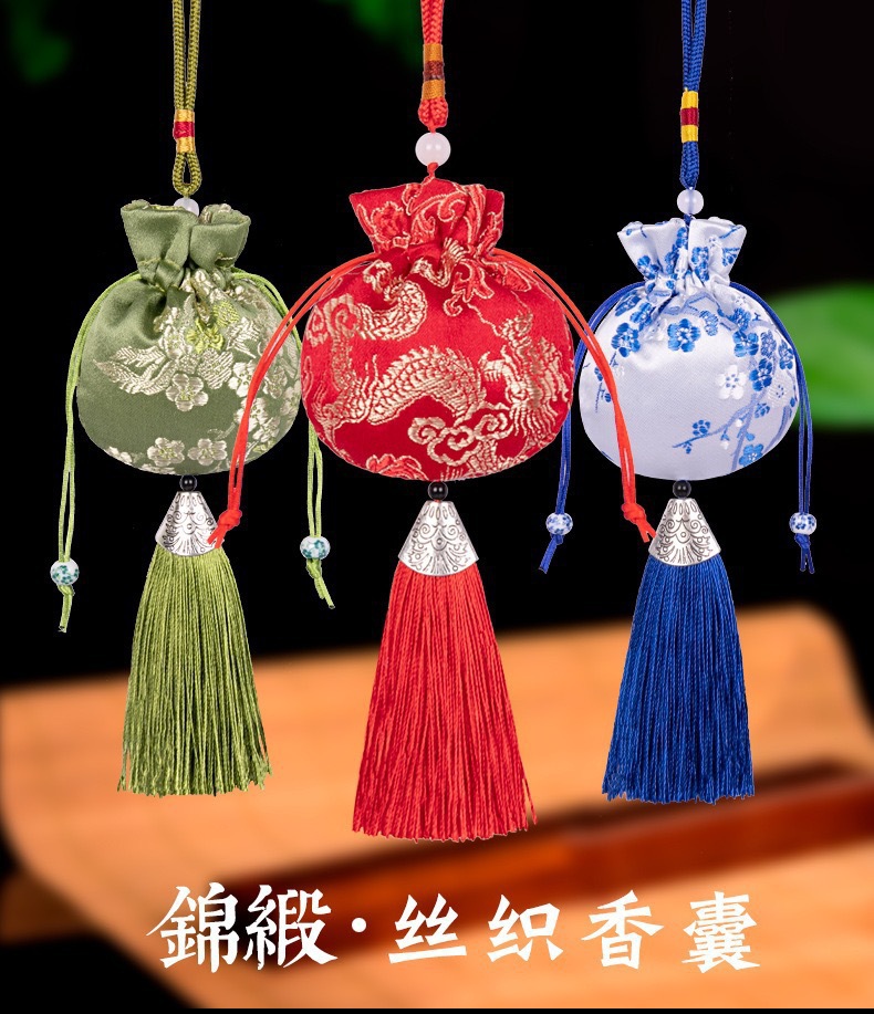 Mugwort Leaf Herbal Sachet Ai Cao 艾草 Embroidered Hanging Pouch for Bedroom Living Room Car overview