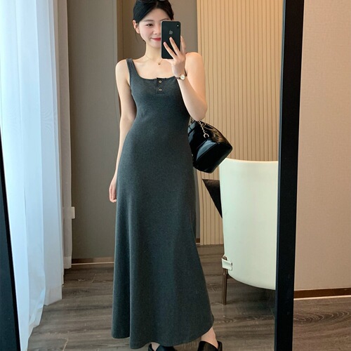 suspender vest women's dress, tall square collar, long dress, 2026 summer new style, slim fit and show slimming