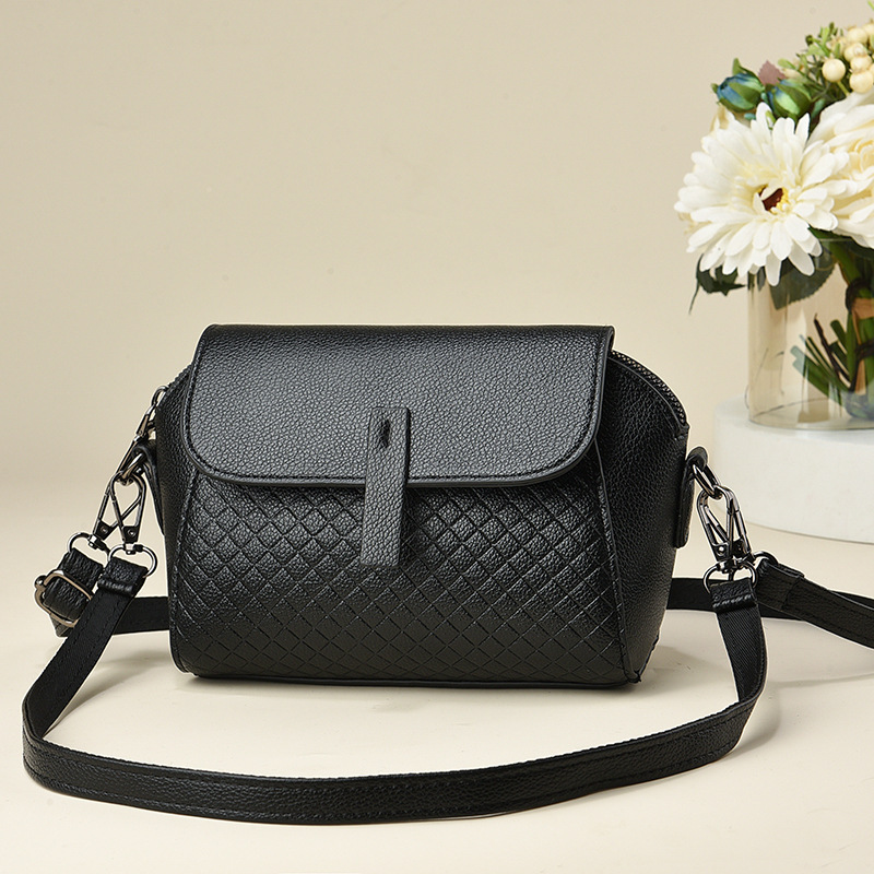 Single Shoulder Lightweight Simple Crossbody Women's Small Bag Solid Color Versatile Travel_voghion.com