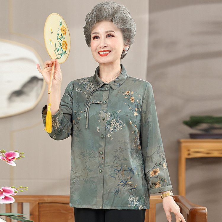 Middle-Aged and Elderly Women's Summer Three-Quarter Sleeve Shirts, Old Ladies' New Chinese Style Tops, Grandma's Summer Cardigans