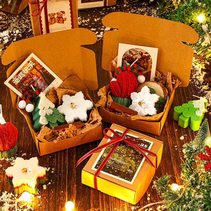 Christmas Aromatherapy Candle Gift Box with Christmas Tree Gingerbread Man Creative Shaped Scented Candle DIY Elegant Handmade Gift