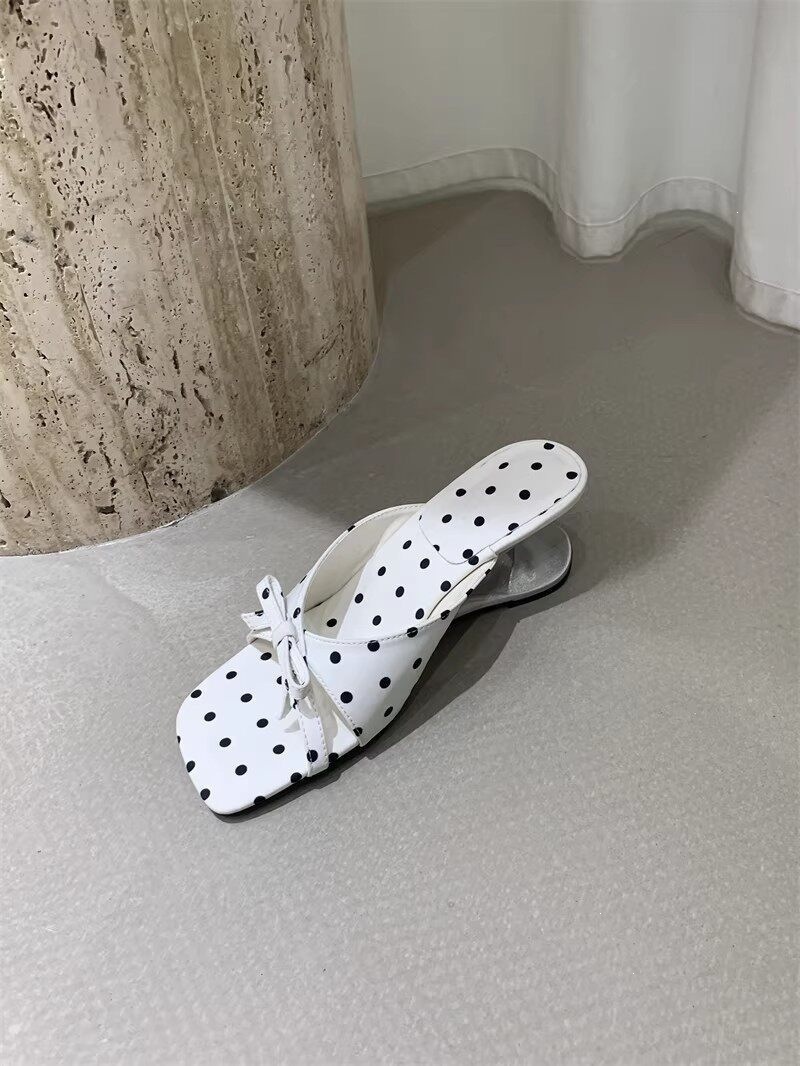 GUOL-M1 apricot/polka dot model
