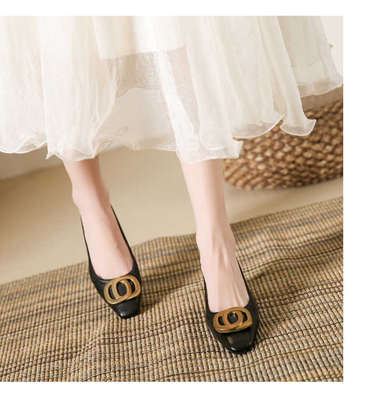 Damen Pumps Mit Karreeform Und Blockabsatz Aus Weichem Leder_voghion.com