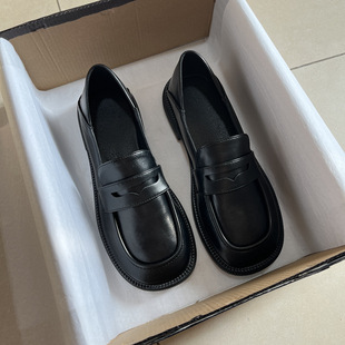 Large size women's shoes 35-43 wide fat feet 41 small leather shoes JK uniform shoes students British style round head loafers 42