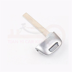 Suitable for 17 Models Audi A6L/Q3/Q5 Panda Q7 One-Button Start Smart Key Remote Key Blank A4L
