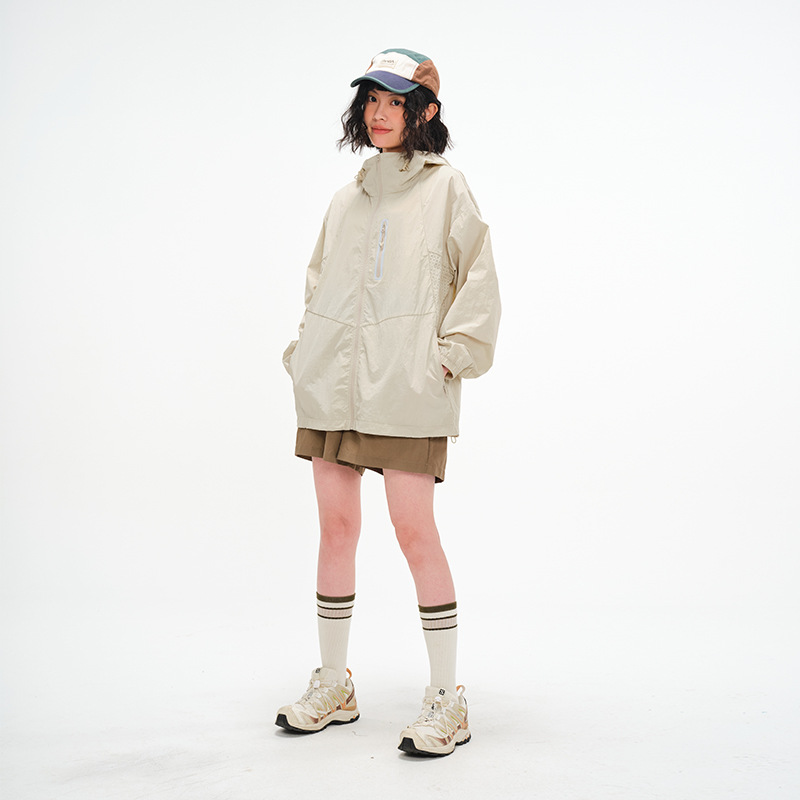 Cama de protección solar al aire libre, chaqueta de verano, ropa de protección solar para mujeres 2025, nueva ropa de piel ligera y transpirable anti-UV, hielo para hombres