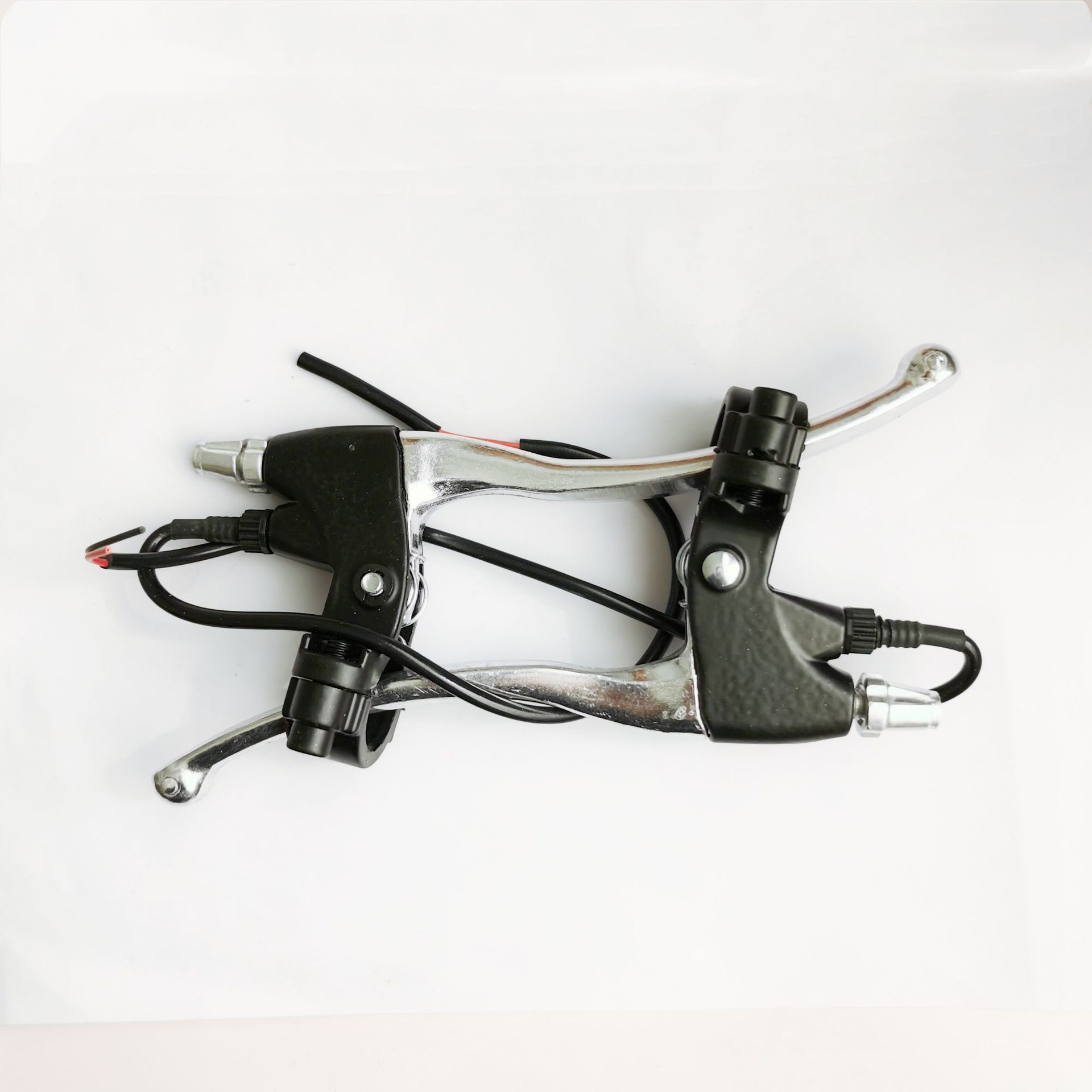 O1CN01omfb6H1Voe2cZOSTH_!!2209