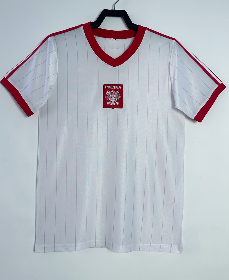 1982 Polonia en casa