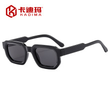 ŷ��ʱ�з�����Ů��ʻ��ɹ̫�����羳�������з緽��ī��̫���۾�