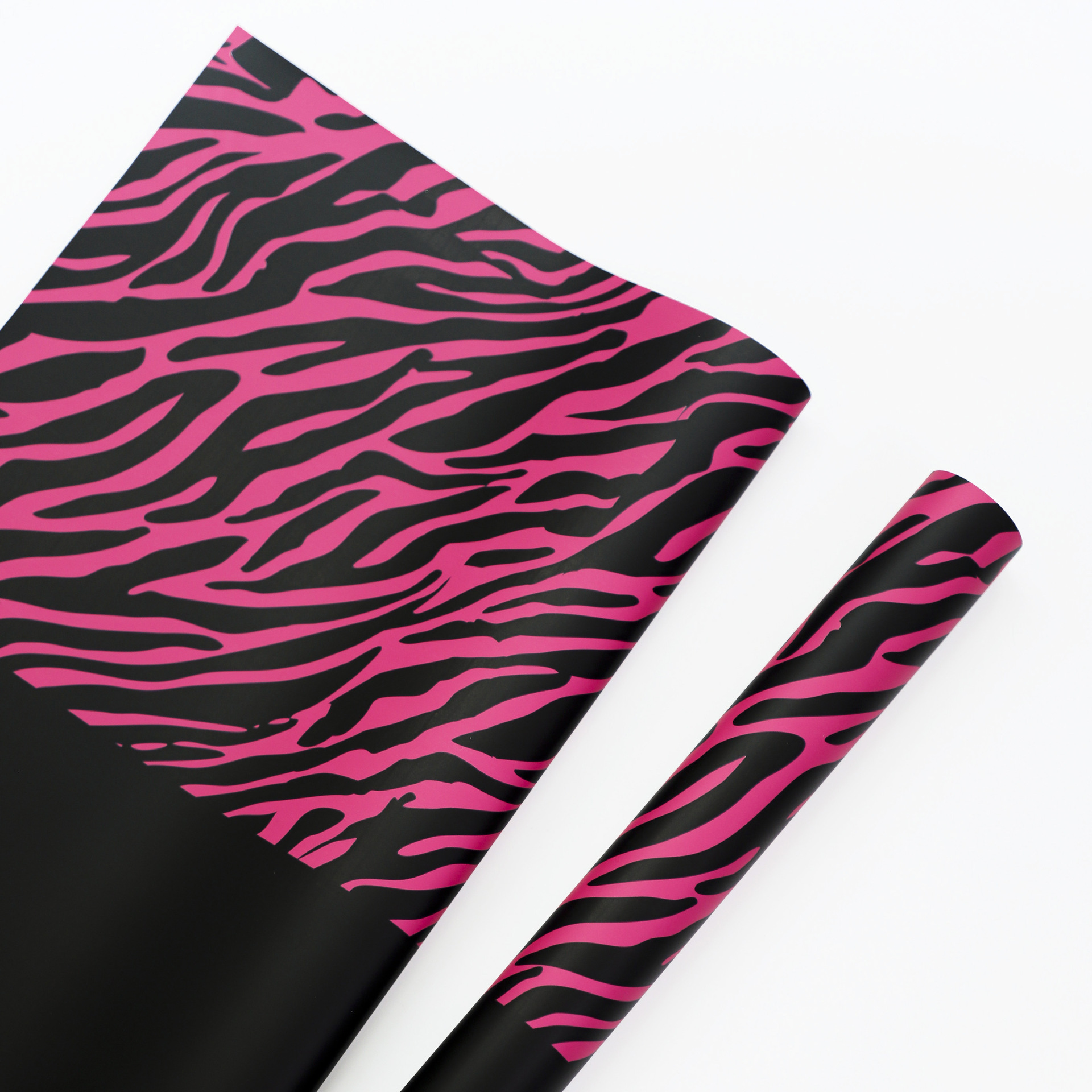 Fábrica de fiestas de flores al por mayor leopardo transfronterizo papel de embalaje de flores nuevo ramo de flores papel de embalaje de regalos florista