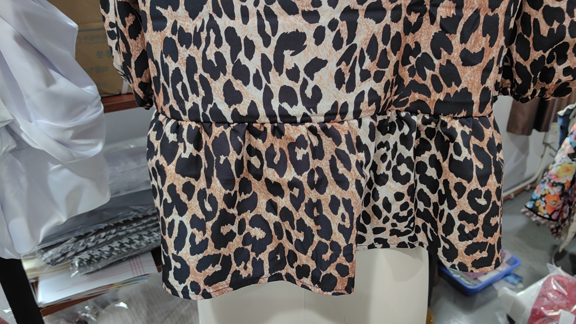 Frau Bluse Kurzarm Blusen Strassenmode Leopard display picture 18