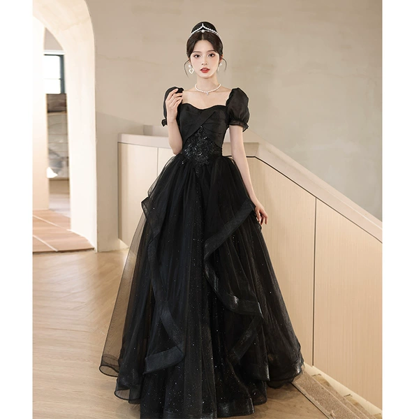 Black long short sleeve
