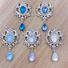 新しい合金水滴アクリルペンダントジュエリーアクセサリー平底ブローチアクセサリー DIY 衣類帽子アクセサリー