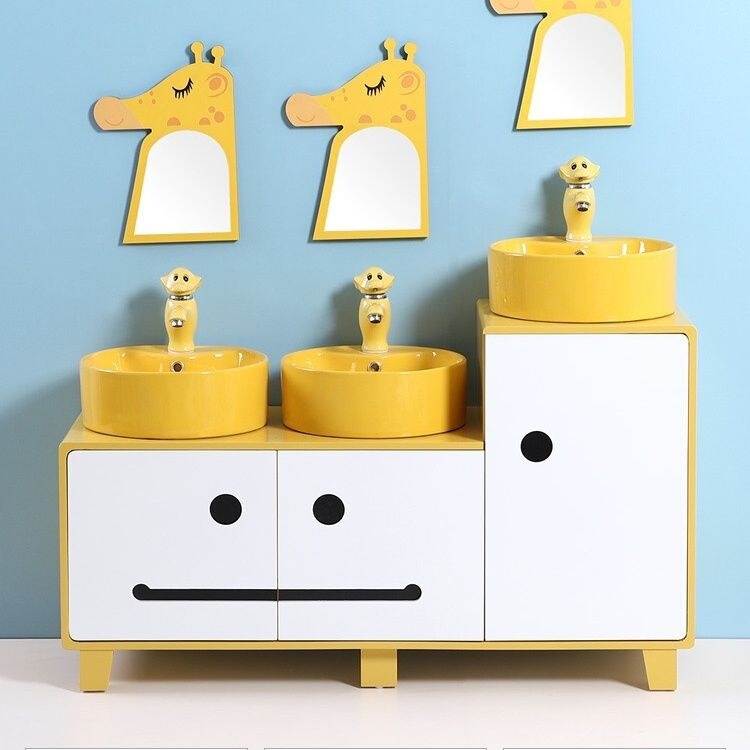 Cartoon-themed children's bathroom vanity, including a washbasin, suitable for kindergartens, with a parent-child design and a combined high and low washbasin Cartoon-themed children's bathroom vanity, including a washbasin, suitable for kindergartens, with a parent-child design and a combined high and low washbasin
