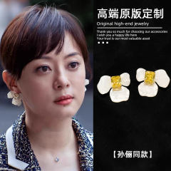 银针锆石白鸢尾花耳钉韩系甜美精致优雅耳环轻奢明星同款百搭耳饰