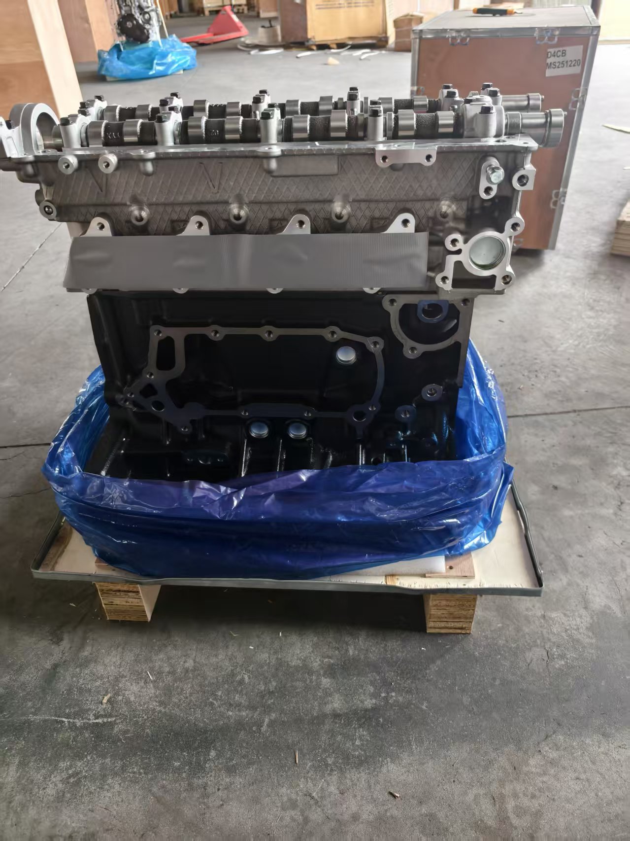 High-quality D4CB 2.5T diesel engine is suitable for Euro 5 Hyundai Starex H1 and Kia Soul