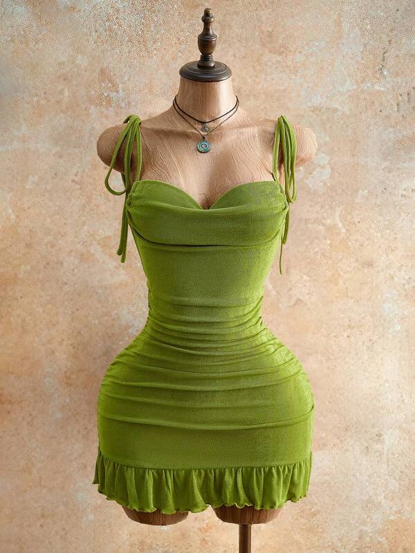 Sensual Bodycon Mini Dress With Ruffle Trim, Backless Halter Neck, And Waist-Gathering Pleats For A Flattering Fit_ecoleips.com