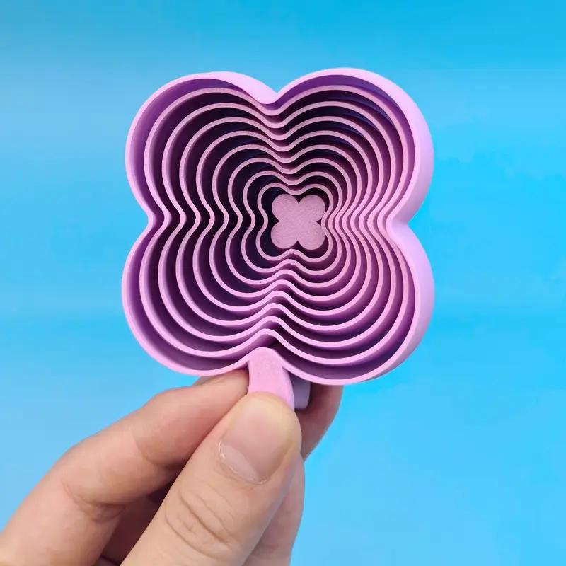 무작위로 전송되는 3D 프린팅된 네잎 클로버