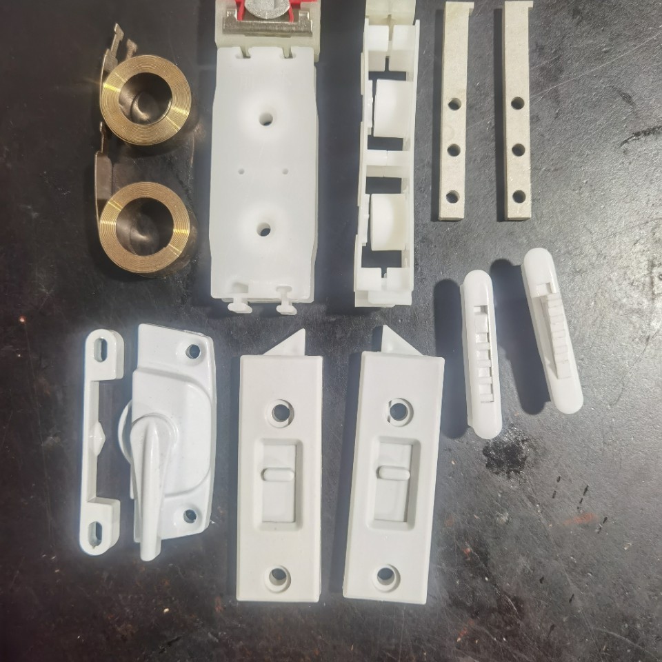 塑钢上下提升窗PVC提升窗弹簧插销锁扣美式折叠窗配件提拉器窗户