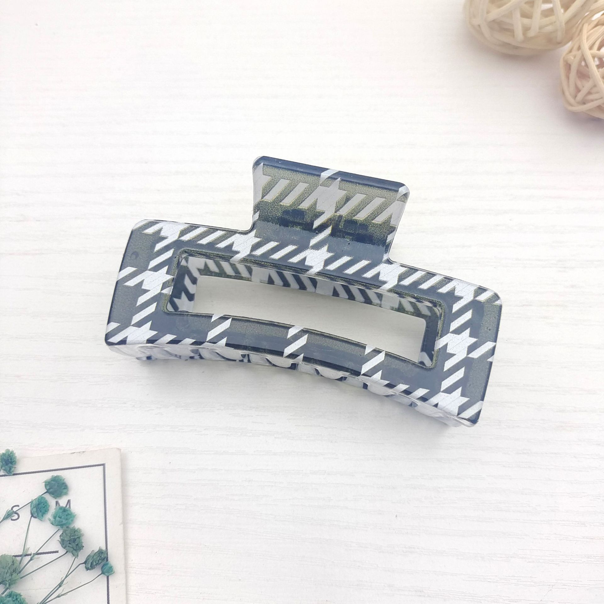 e63237306dbb812c11f33178176123